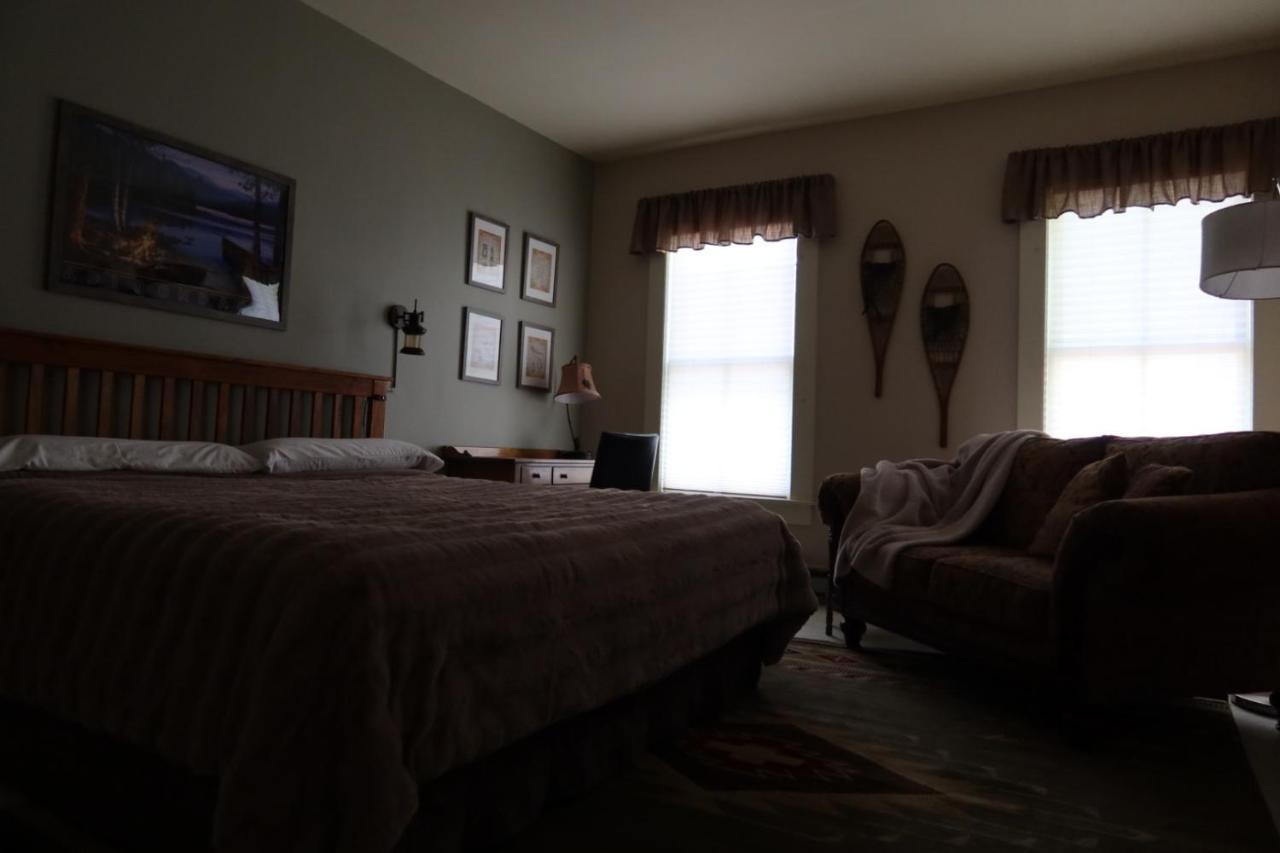 The Inn In Westport Экстерьер фото